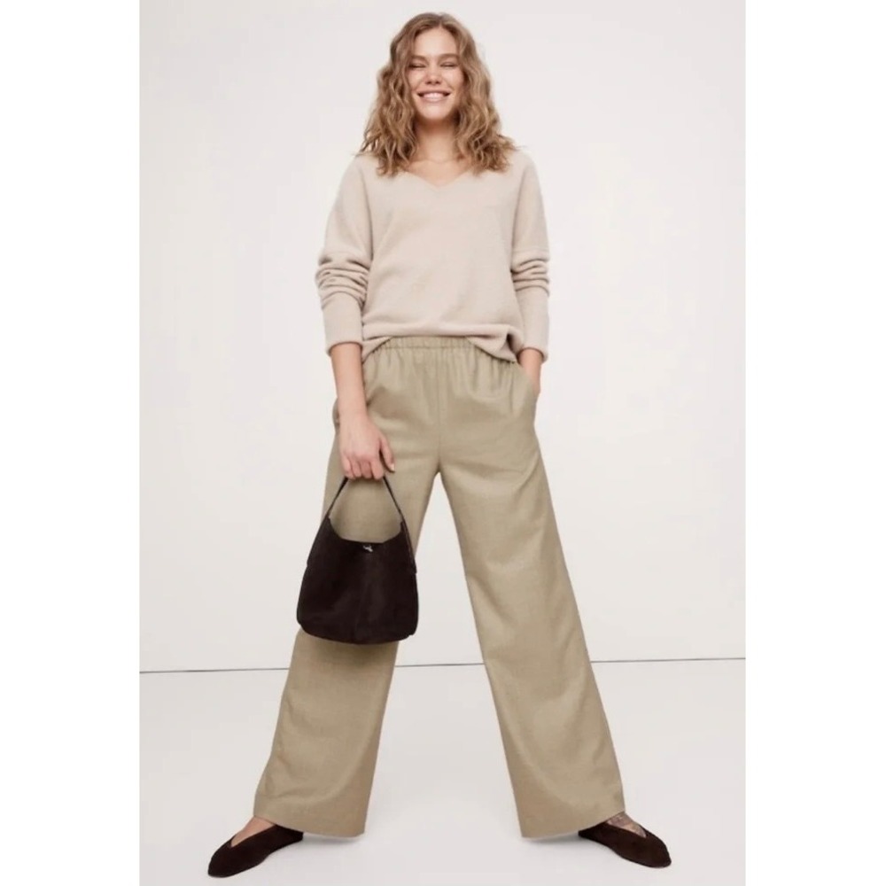 Banana Republic Wool Flannel Pull-On Wide-Leg Lightweight Pant Beige M Old Money